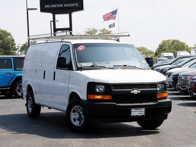 2017 Chevrolet Express Cargo  RWD photo