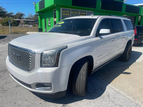 2016 GMC Yukon XL Denali 4WD photo