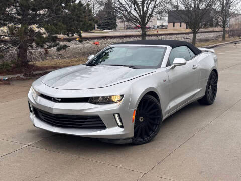 2017 Chevrolet Camaro 1LT RWD photo