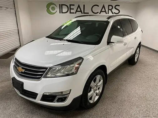 2017 Chevrolet Traverse LT FWD photo