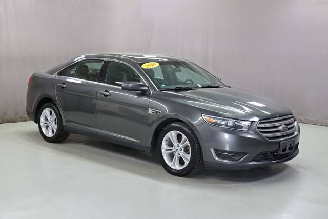 2016 Ford Taurus SEL FWD photo