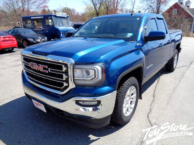 2017 GMC Sierra 1500 SLE 4WD photo