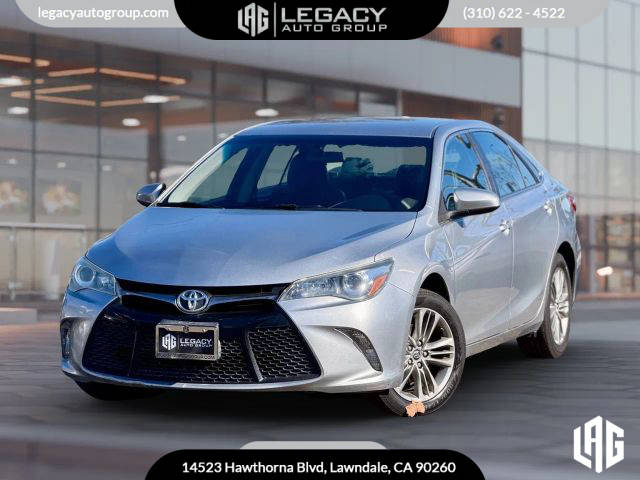 2017 Toyota Camry SE FWD photo