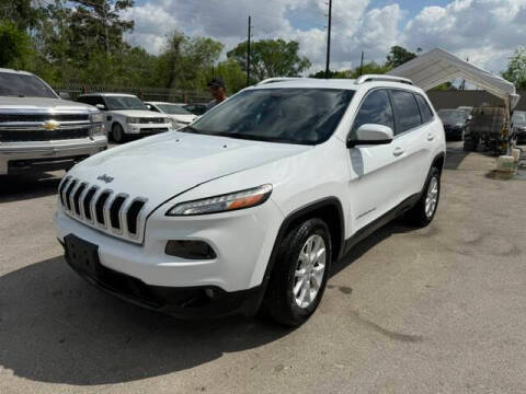2017 Jeep Cherokee Latitude FWD photo