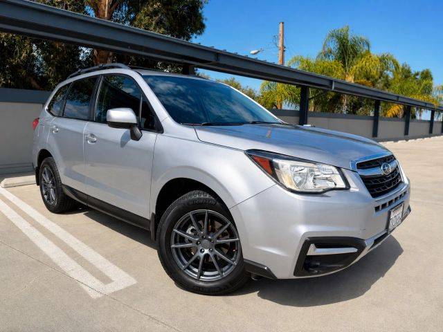 2017 Subaru Forester Premium AWD photo