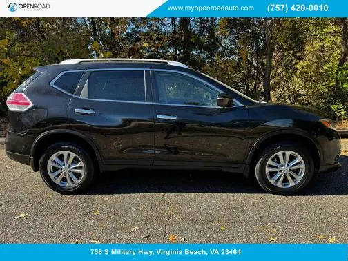 2016 Nissan Rogue SV AWD photo