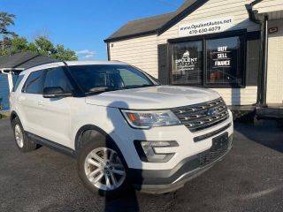 2017 Ford Explorer XLT FWD photo
