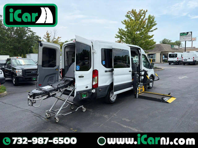 2017 Ford Transit Passenger Wagon XL RWD photo