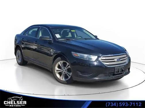 2016 Ford Taurus SE FWD photo