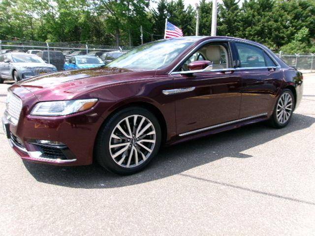 2017 Lincoln Continental Select AWD photo