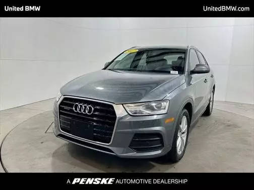 2017 Audi Q3 Premium AWD photo