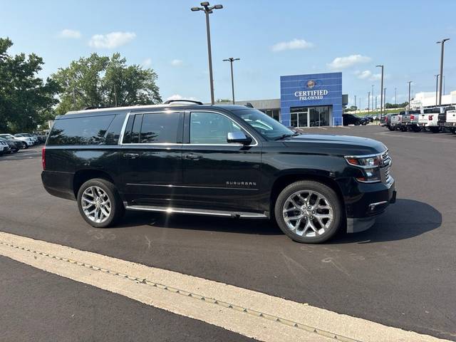 2017 Chevrolet Suburban Premier 4WD photo