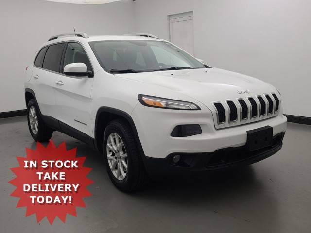 2017 Jeep Cherokee Latitude 4WD photo