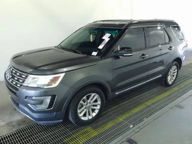 2017 Ford Explorer XLT FWD photo