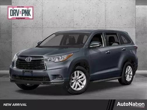 2016 Toyota Highlander LE Plus FWD photo