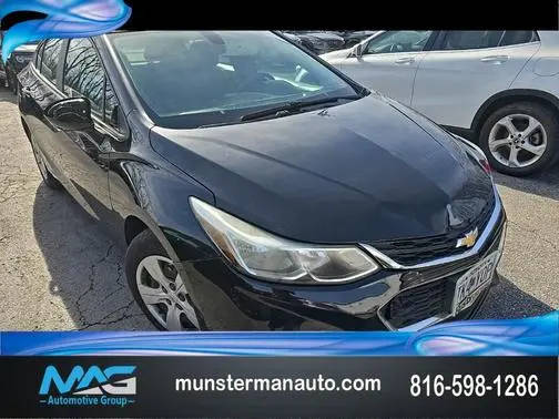 2017 Chevrolet Cruze LS FWD photo