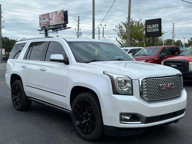 2017 GMC Yukon Denali 4WD photo