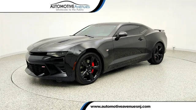 2017 Chevrolet Camaro 2SS RWD photo
