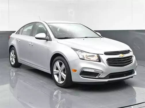 2015 Chevrolet Cruze LT FWD photo