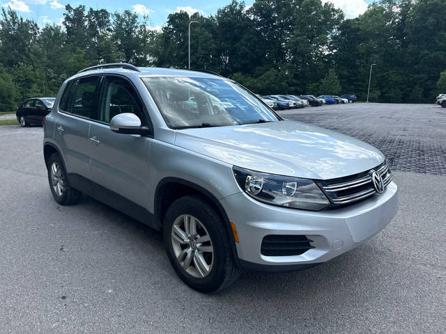 2017 Volkswagen Tiguan S AWD photo