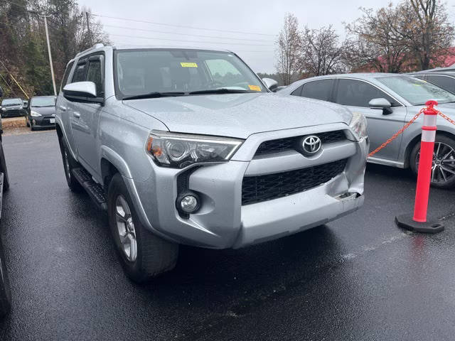 2016 Toyota 4Runner SR5 RWD photo
