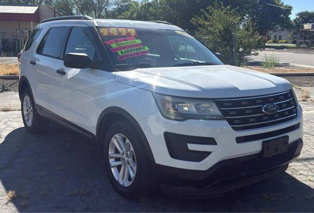 2017 Ford Explorer Base FWD photo