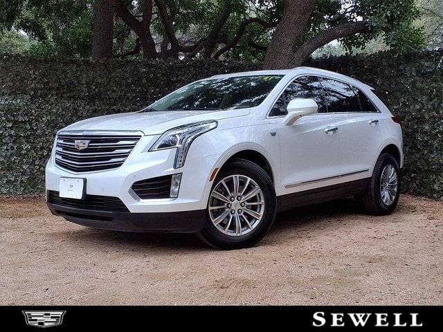 2017 Cadillac XT5 Luxury FWD FWD photo