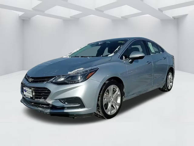 2017 Chevrolet Cruze Premier FWD photo