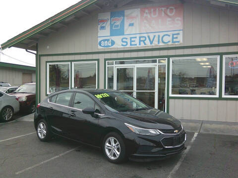 2017 Chevrolet Cruze LT FWD photo