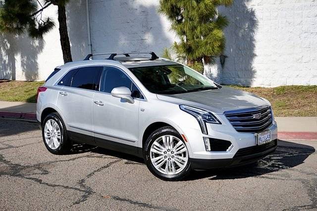 2017 Cadillac XT5 Premium Luxury FWD FWD photo
