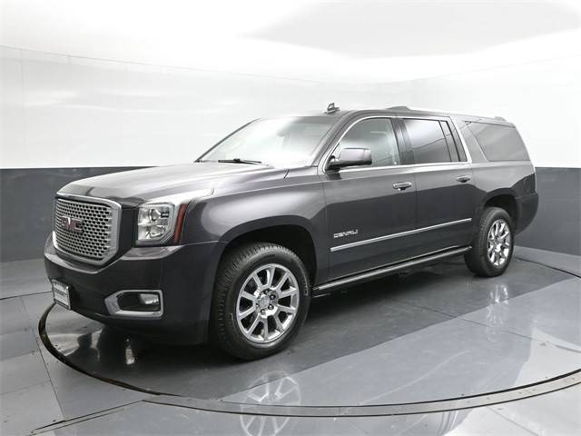 2016 GMC Yukon XL Denali 4WD photo