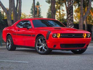 2016 Dodge Challenger SXT RWD photo