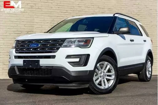 2017 Ford Explorer Base 4WD photo