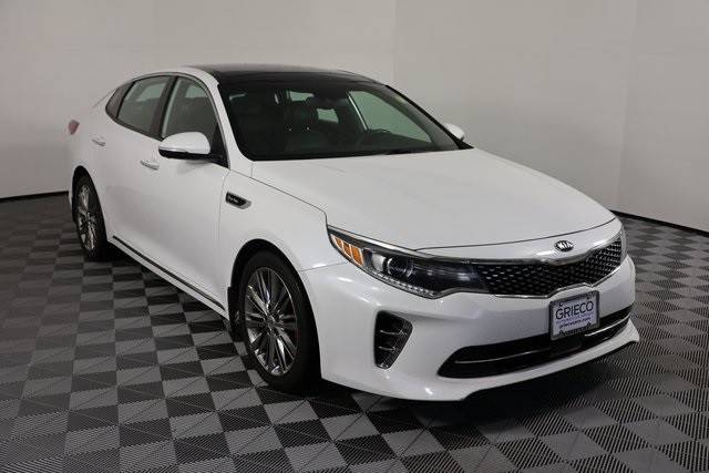 2016 Kia Optima SXL Turbo FWD photo