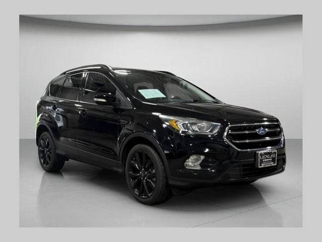 2017 Ford Escape Titanium 4WD photo