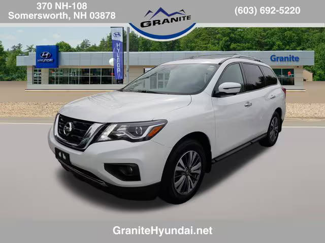 2017 Nissan Pathfinder SL 4WD photo