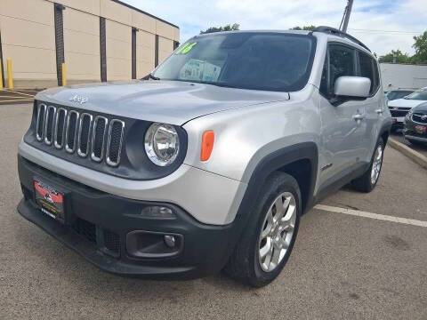 2016 Jeep Renegade Latitude FWD photo