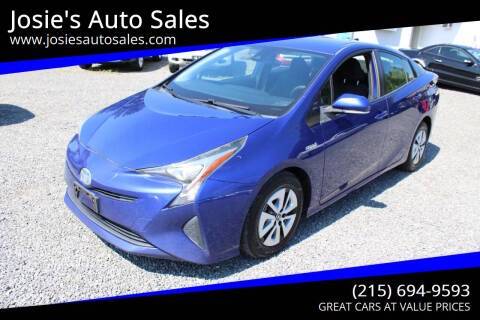 2017 Toyota Prius Two FWD photo