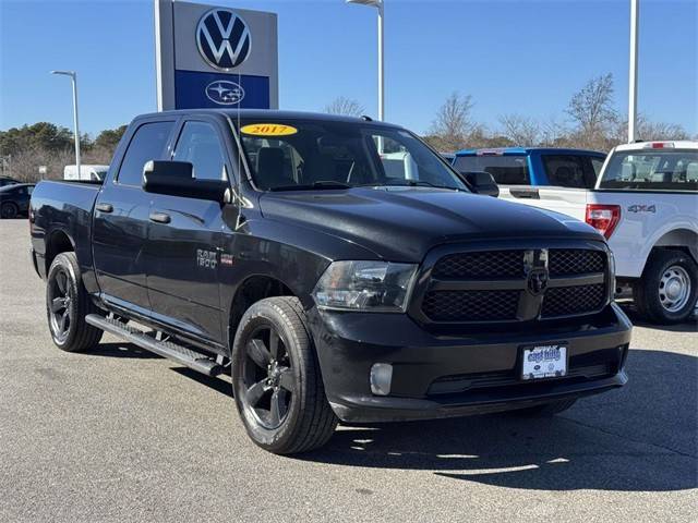 2017 Ram 1500 Express 4WD photo
