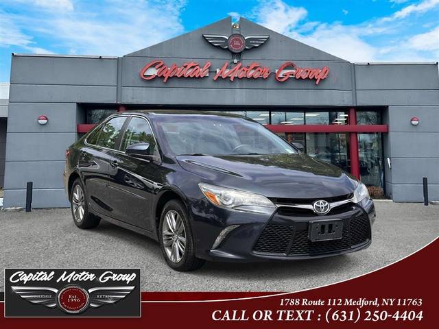 2017 Toyota Camry SE FWD photo