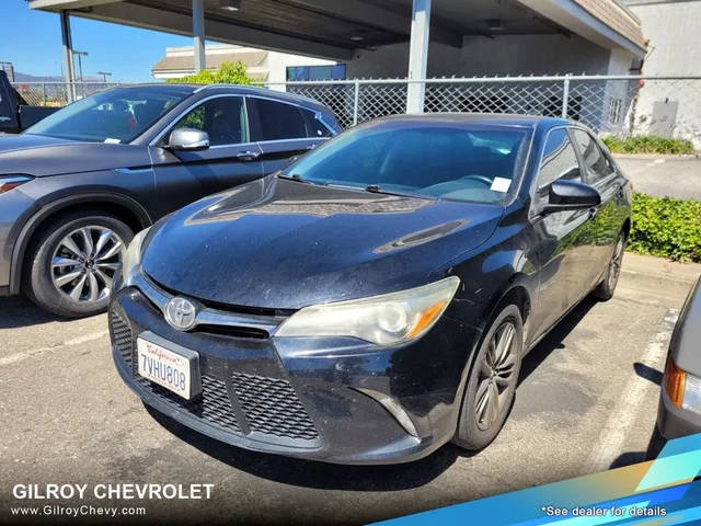2017 Toyota Camry SE FWD photo