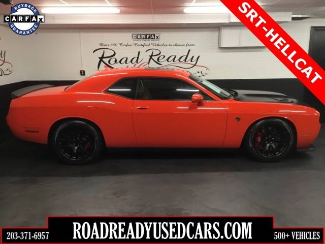 2016 Dodge Challenger SRT Hellcat RWD photo