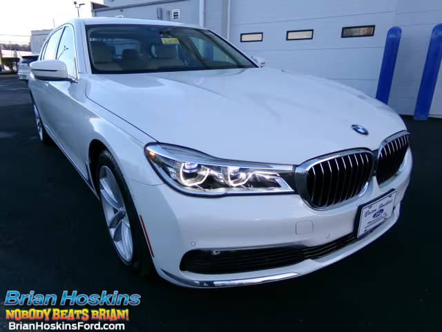 2017 BMW 7 Series 750i xDrive AWD photo