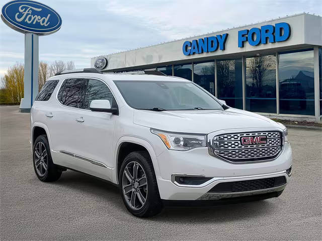 2017 GMC Acadia Denali FWD photo