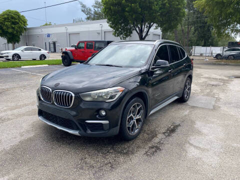 2017 BMW X1 xDrive28i AWD photo