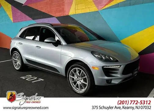 2016 Porsche Macan S AWD photo