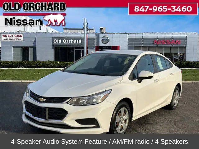 2017 Chevrolet Cruze LS FWD photo