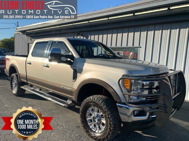 2017 Ford F-250 Super Duty Lariat 4WD photo