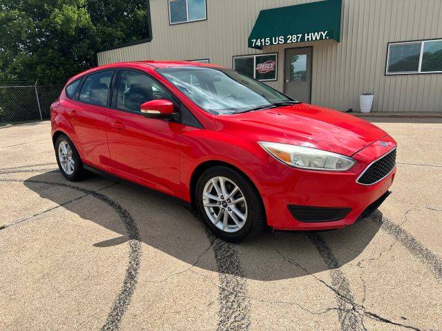 2015 Ford Focus SE FWD photo