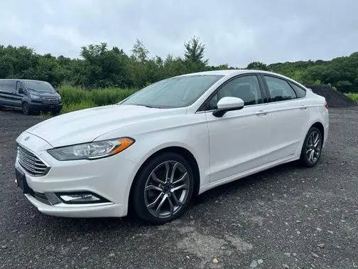 2017 Ford Fusion SE FWD photo